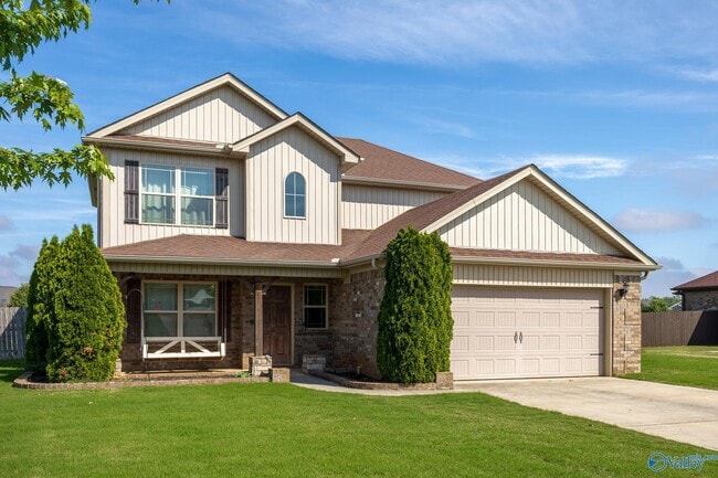 Primary Photo - 214 Briar Crest Rd