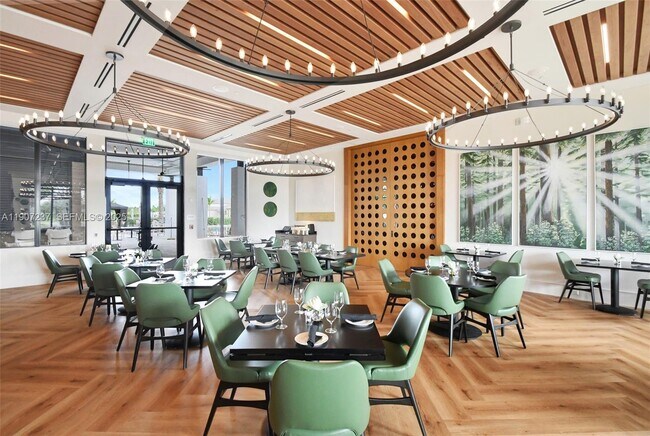 Building Photo - 8215 Crystal Downs Ave