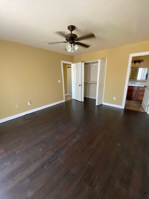 Building Photo - 1111 Parkview Ln