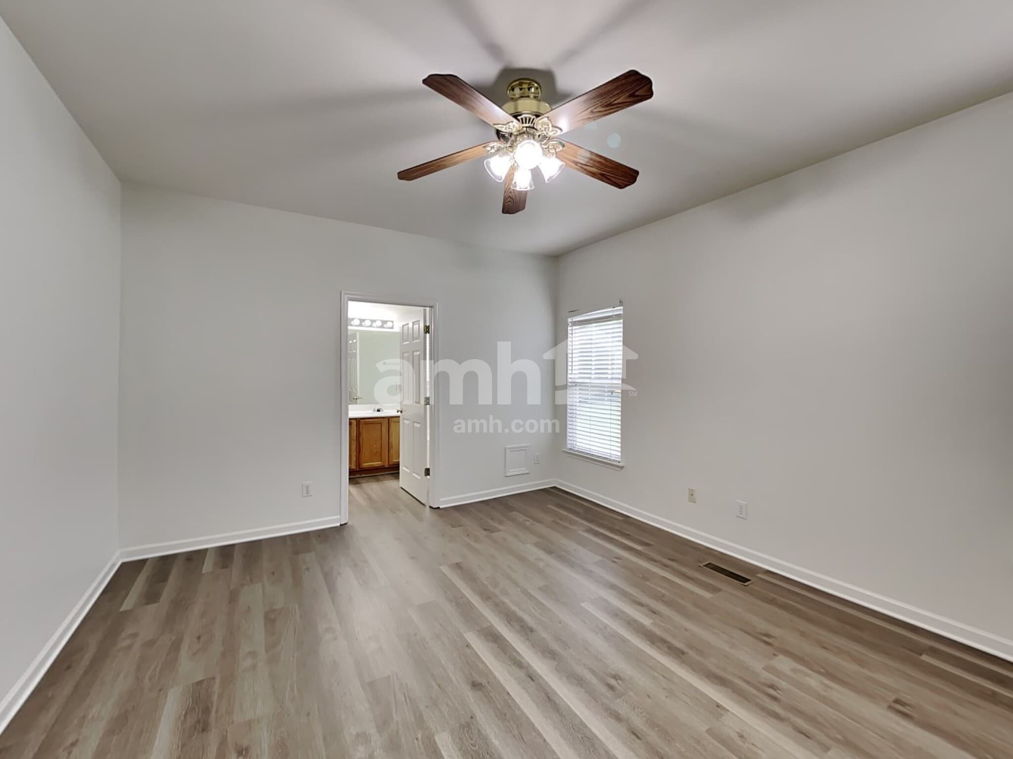 Building Photo - 1828 Annalee Dr