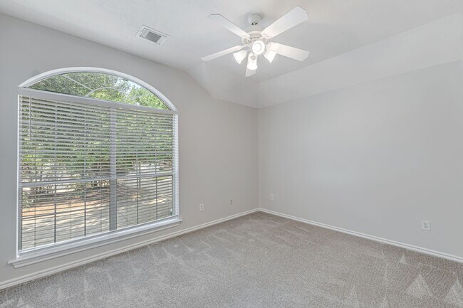 Building Photo - 22 English Lavender Pl