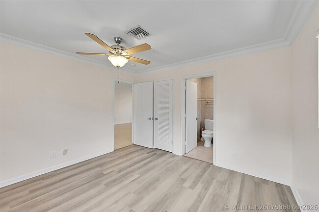 Building Photo - 2200 NE 54th St