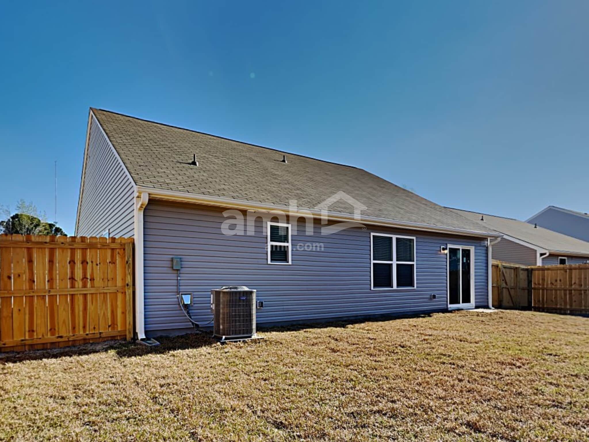 Building Photo - 1341 John Swann St