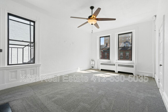 Building Photo - 2119 Sidney St