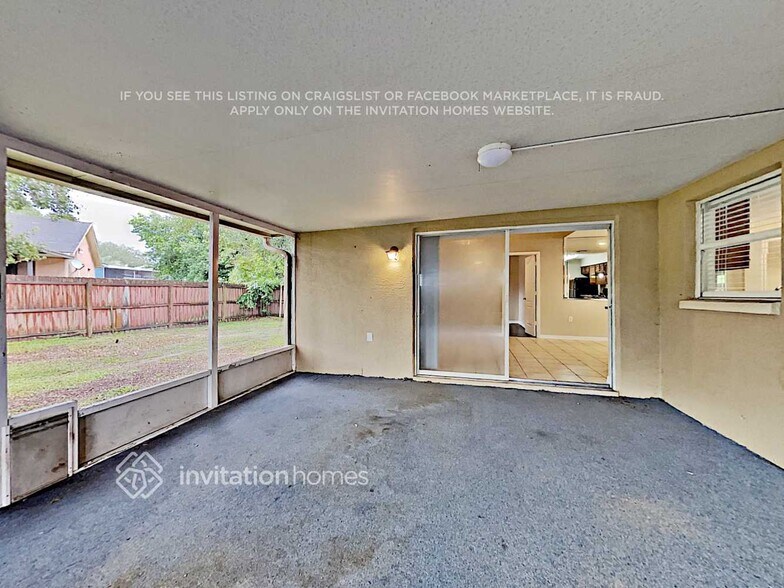 Building Photo - 646 Lakemont Dr