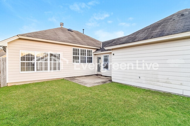 Building Photo - 3925 Claiborne Cir