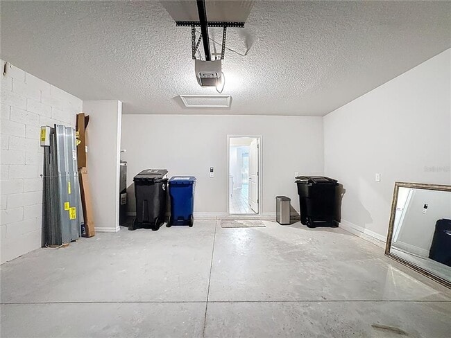 Building Photo - 7329 Boggy Crk Pl