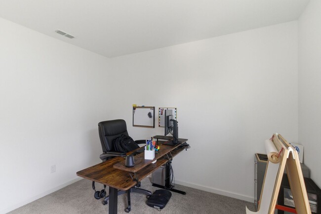 Building Photo - 1306 Harmony Hill Ln