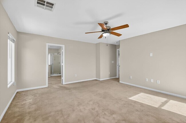 Building Photo - AMAZING MOVE-IN READY 4-BEDROOM + LOFT HOME IN ALIANTE!