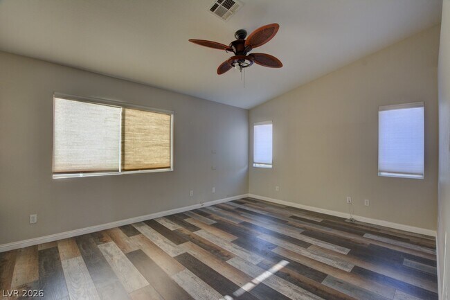 Building Photo - 3733 Horseshoe Mesa St