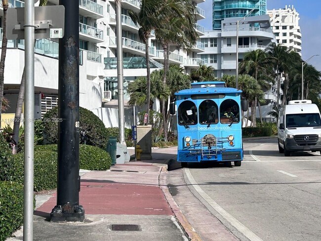 Building Photo - 5880 Collins Ave