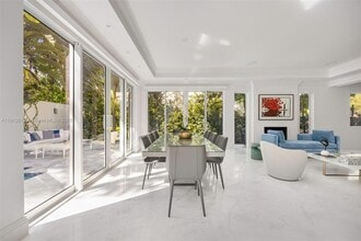 Building Photo - 2760 Brickell Ct