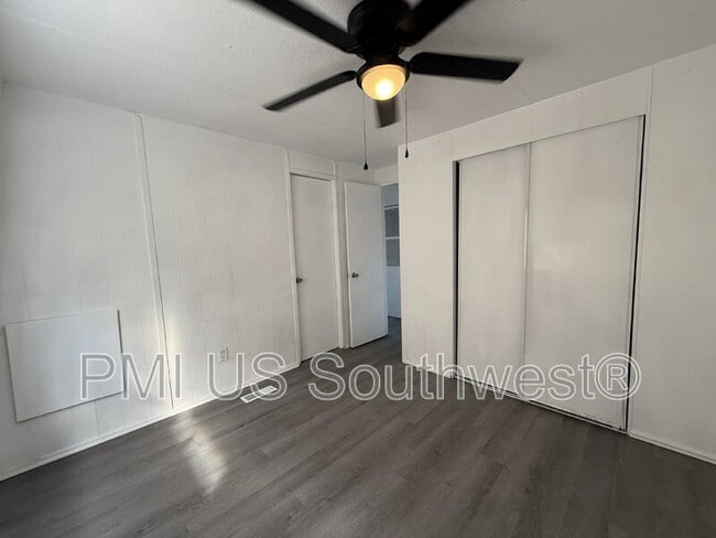 Building Photo - 750 Brill Dr