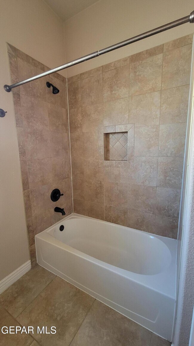 Building Photo - 11512 Porfirio Payan Dr