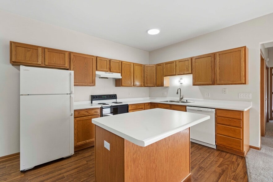 Building Photo - Stoneridge Apartments