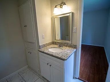 Building Photo - 4310 Gallagher Dr