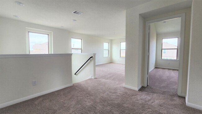 Building Photo - 1235 Bryman Dr