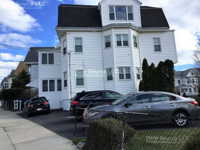 Building Photo - 519-521 Main St. Unit 1