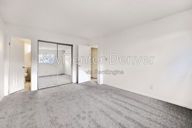 Building Photo - 10211 Ura Ln