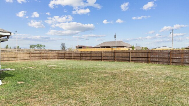 Building Photo - 1138 Jones Ave