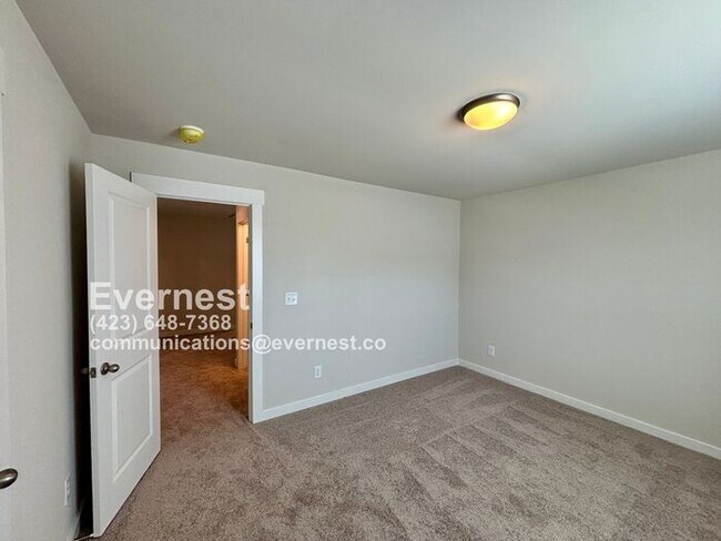 Building Photo - 1779 Firelight Wy
