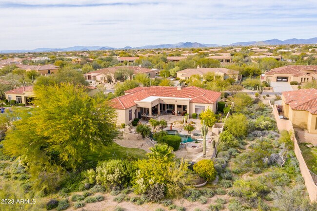 Building Photo - 7895 E Softwind Dr