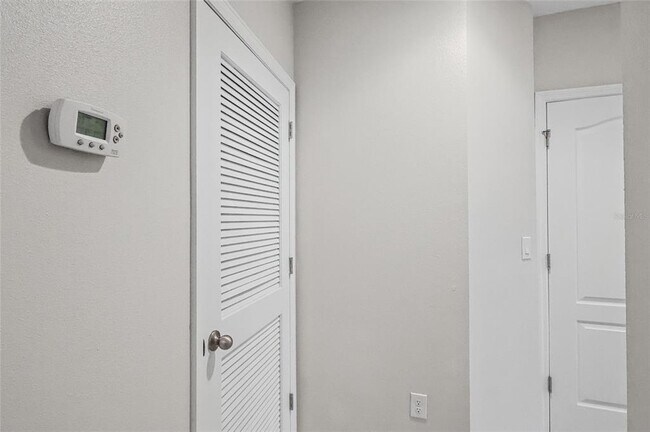 Building Photo - 12713 Lexington Ridge St