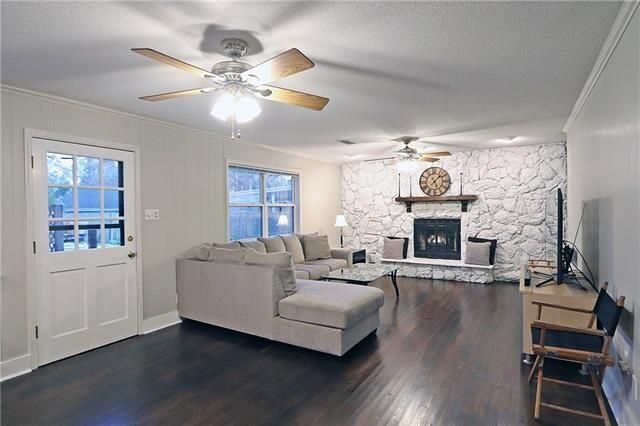 Building Photo - 75 Oaklawn Dr