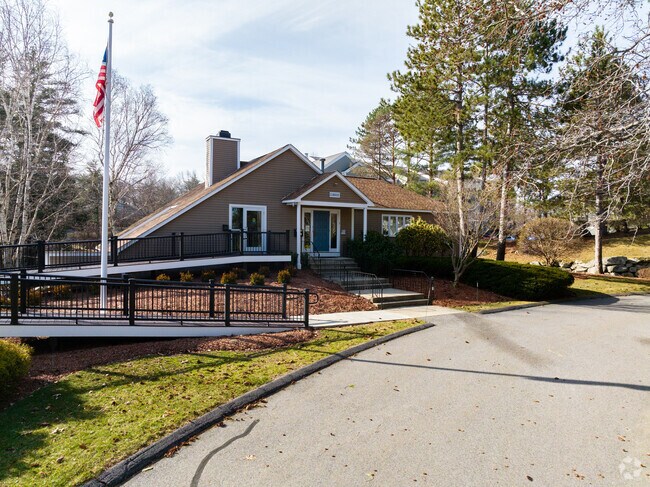 3 Dogwood Dr. Nashua - Ledgewood Hills