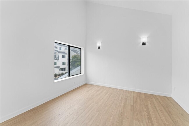 Building Photo - 1 Appian Way