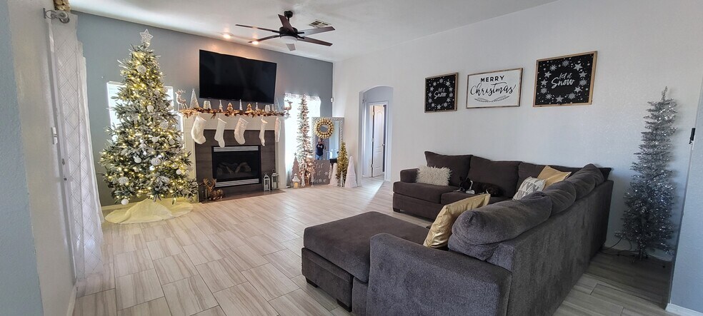 Building Photo - 13418 Emerald Tide Way