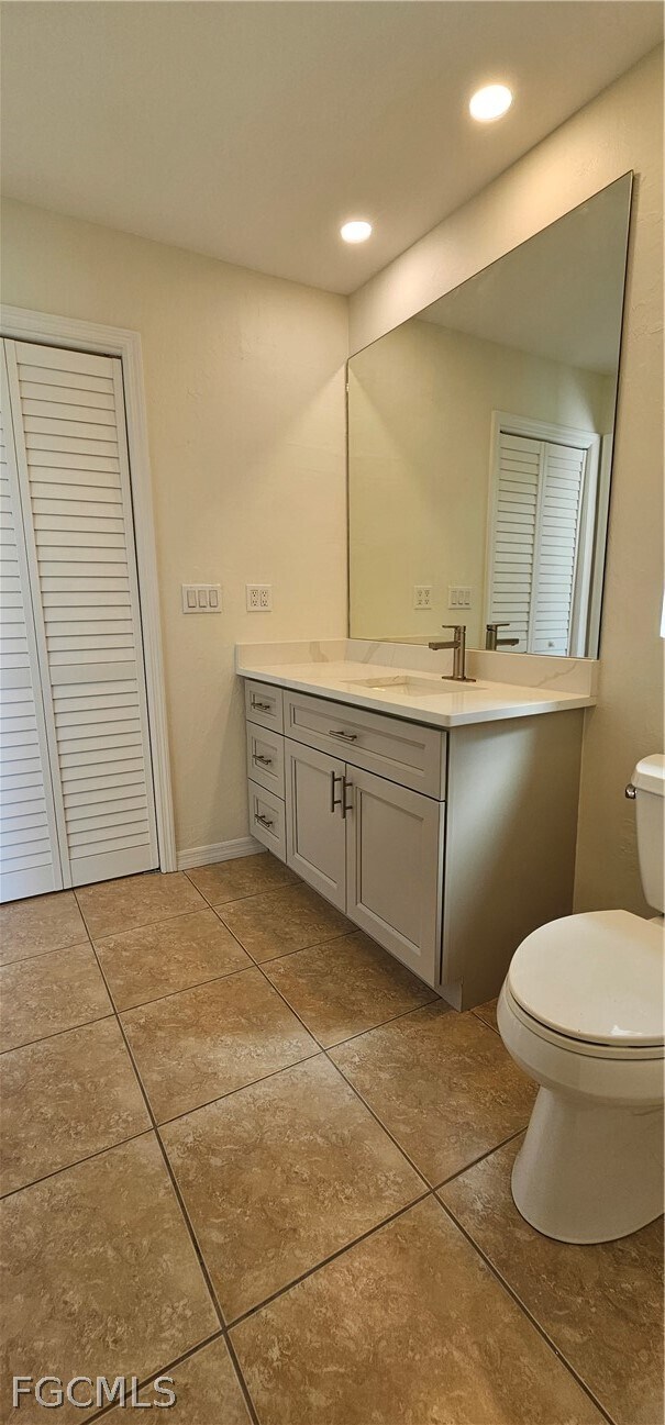 Building Photo - 420 SE 15th Terrace