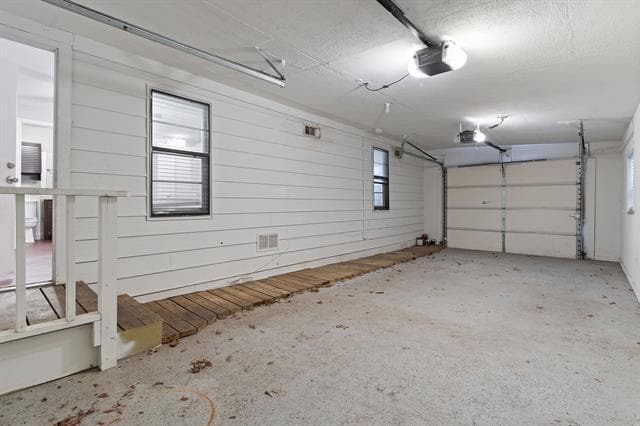 Building Photo - 5729 Blackmore Ave