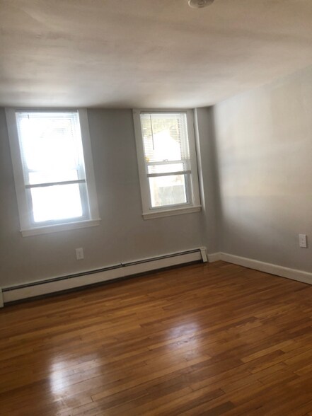 Building Photo - 171 East St