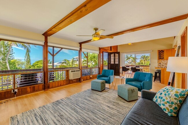 Building Photo - Your Perfect 2-Bed/2-Bath Duplex in Kailua Kona!