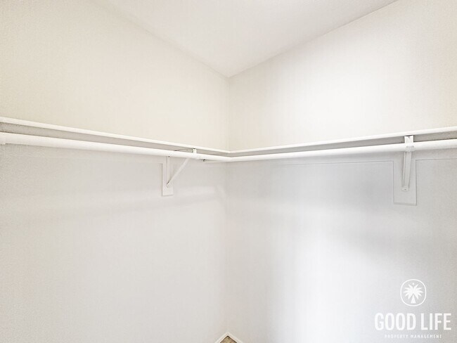 Building Photo - Price Reduced! Stunning 4BR Irvine Home in Resort-Style Community w/ Pool & Spa