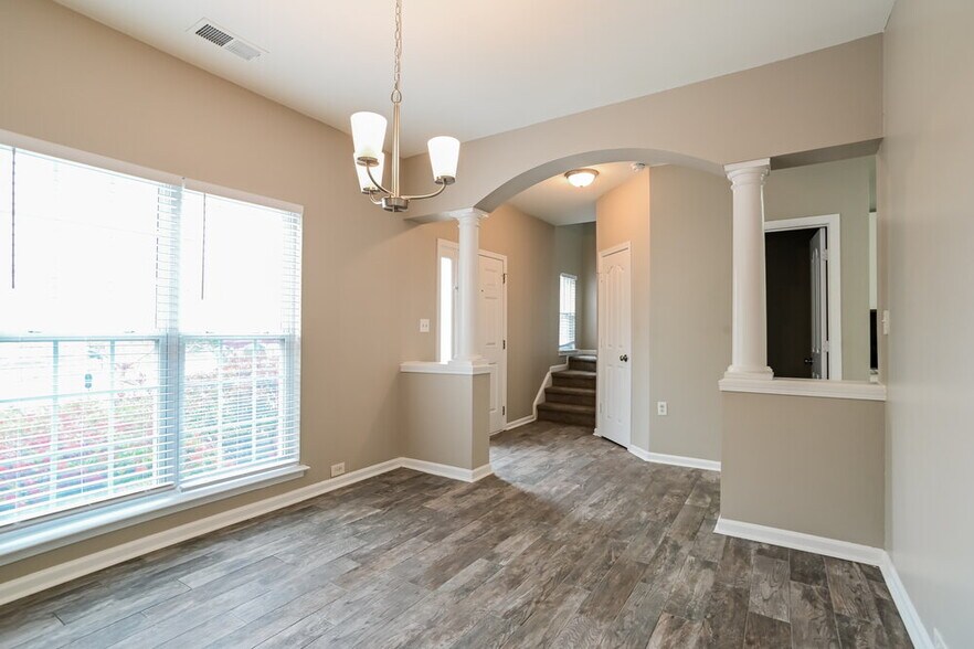 Building Photo - 2605 Brahman Meadows Ln