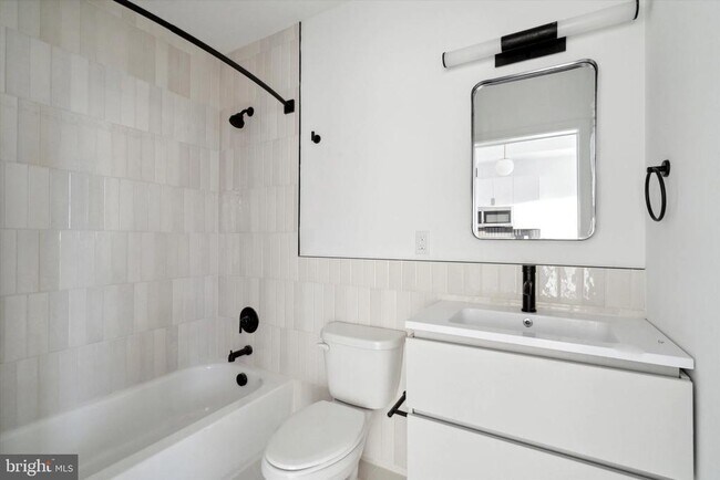 Building Photo - 1643 N 2nd St