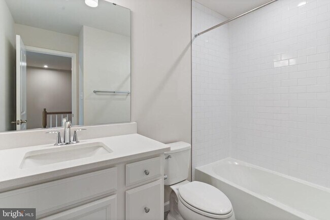 Building Photo - 23450 Sugar Pine Ln
