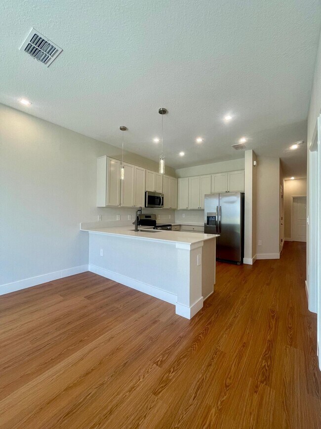 Building Photo - 6159 Park Promenade Way