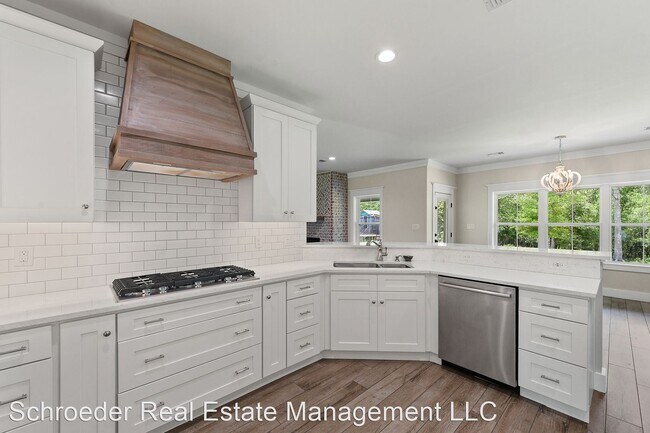 Building Photo - 5 br, 4.5 bath House - 15997 Wickstrand Road
