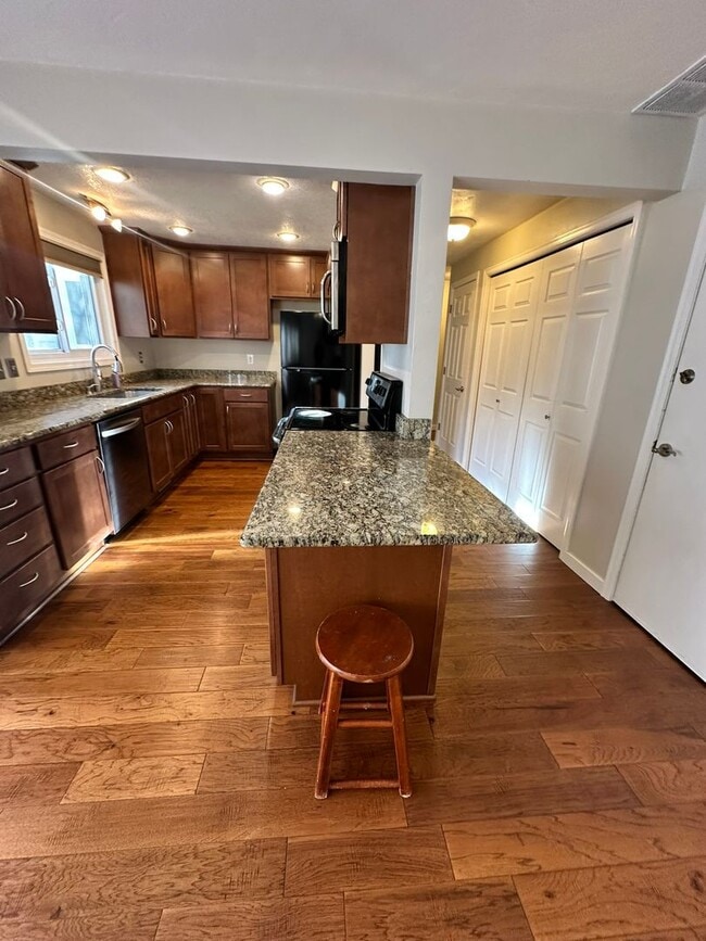 Building Photo - Elegant Four Bedroom Home