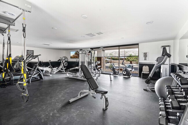 Building Photo - 117 Aliso Dr