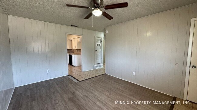 Building Photo - 2302 40th St