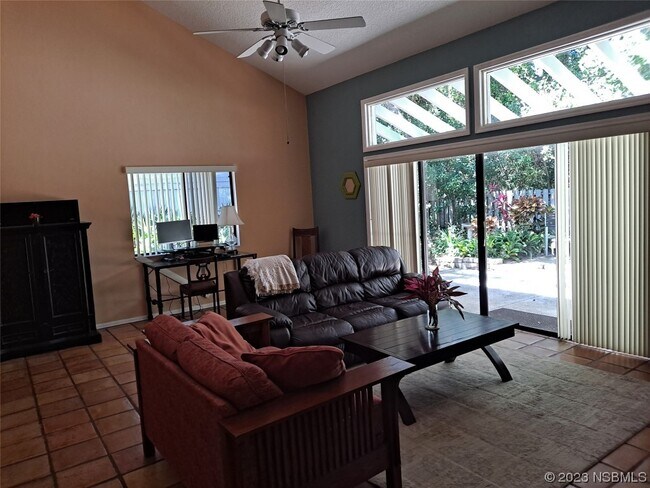 Building Photo - 4303 Gull Cove