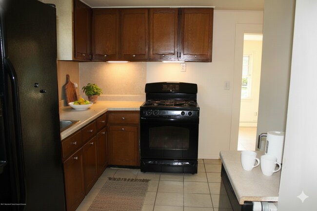 Building Photo - 491 County Rd 520