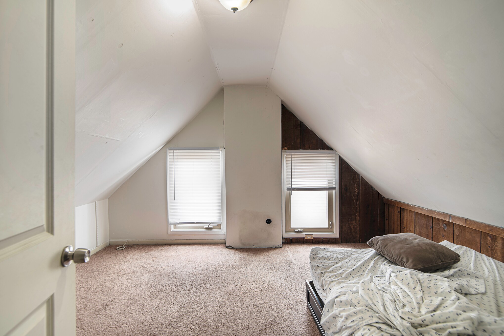 Building Photo - 335 Packard St