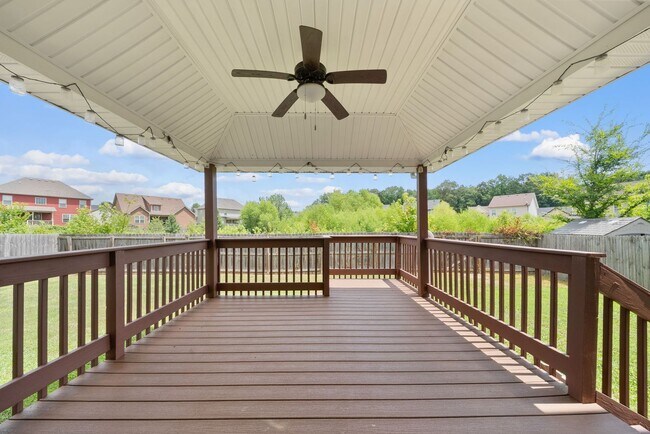 Building Photo - Coming Soon - Large home in the Heart of F...