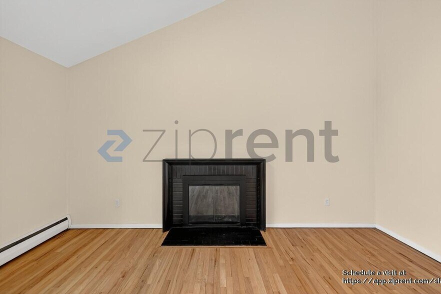 Building Photo - 68 Lyman Rd