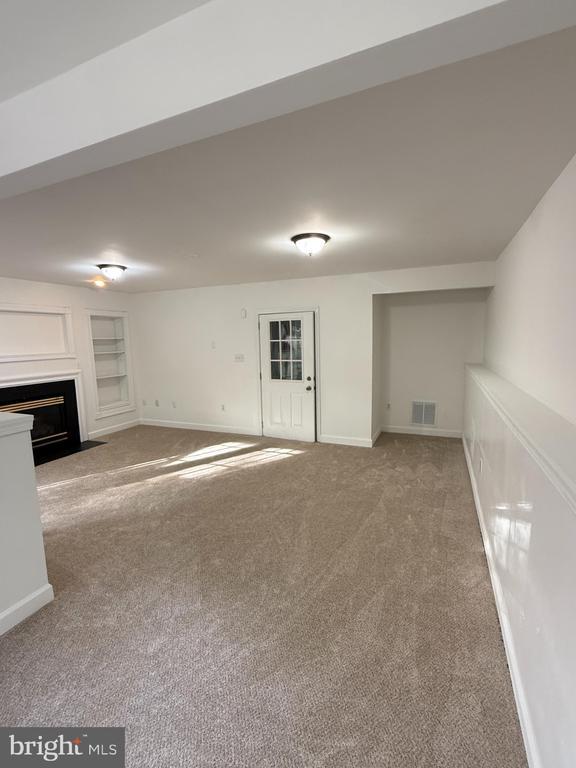 Building Photo - 17301 Pacific Rim Terrace